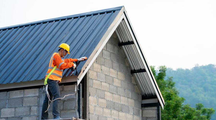 Professional Flat Roofing Installation in Burbank, WA